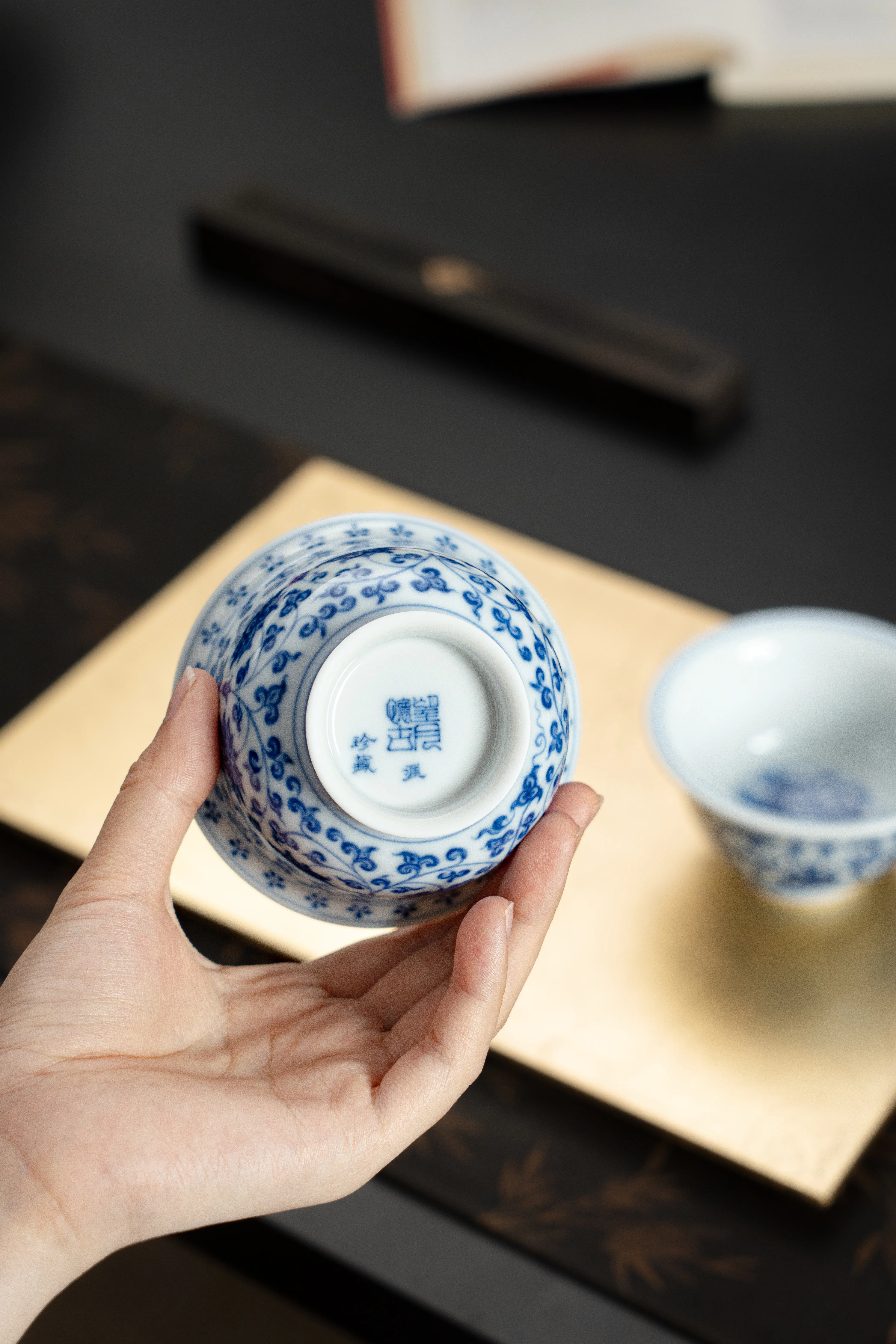 青花缠枝莲套组